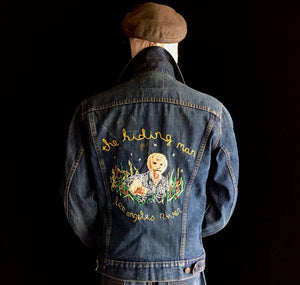 Vintage Levi's The Hiding Man Hand Embroidered Early 1970s 1/1 Trucker Jacket 20x28 Medium